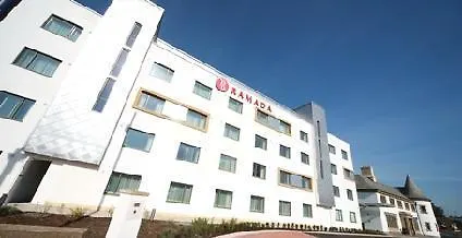 Hotel Doubletree By Hilton London Heathrow Airport